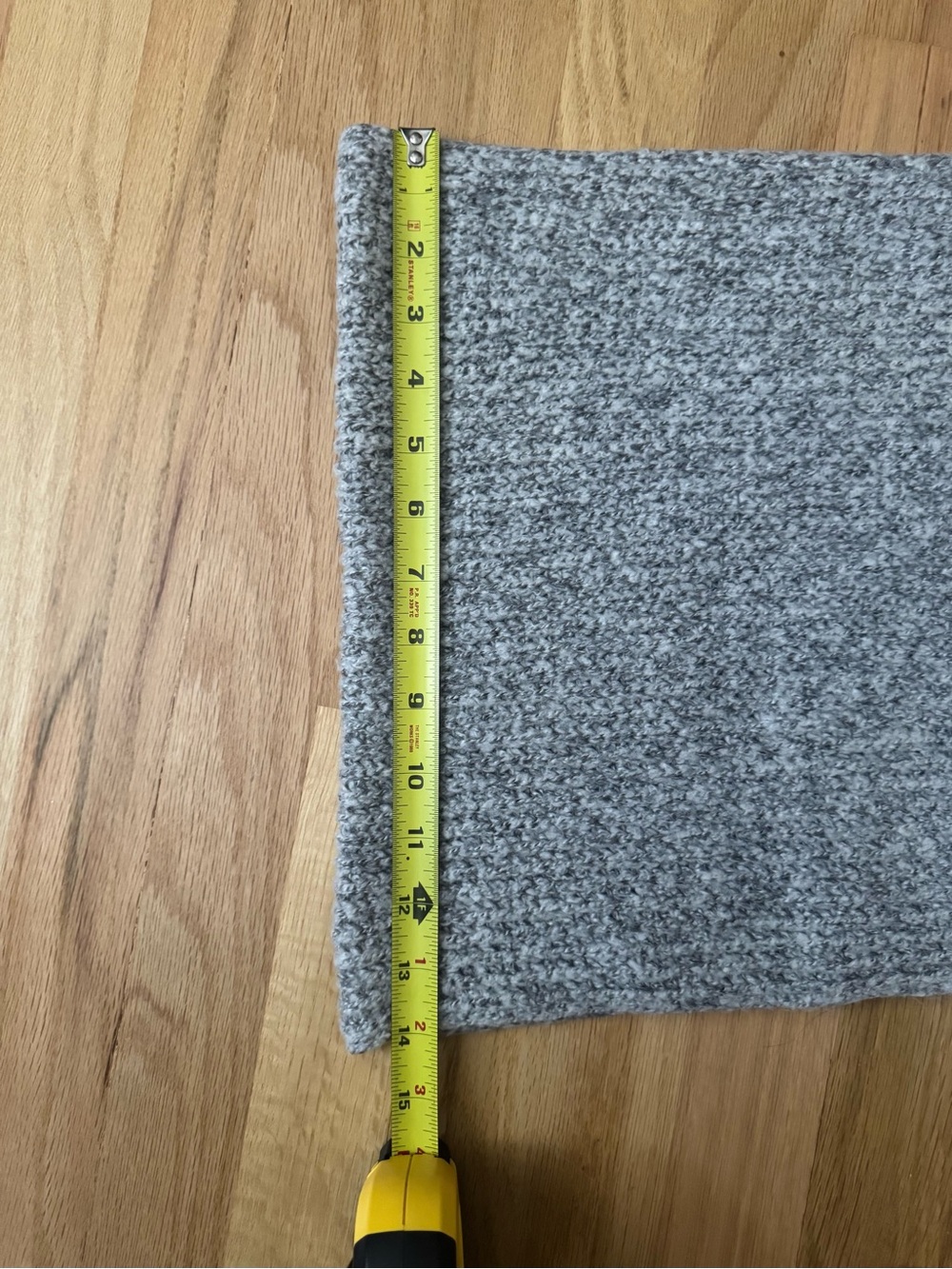 Gray Heathered Chunky Knit Scarf Cozy Ribbed Winter Scarf - Picture 6 of 6